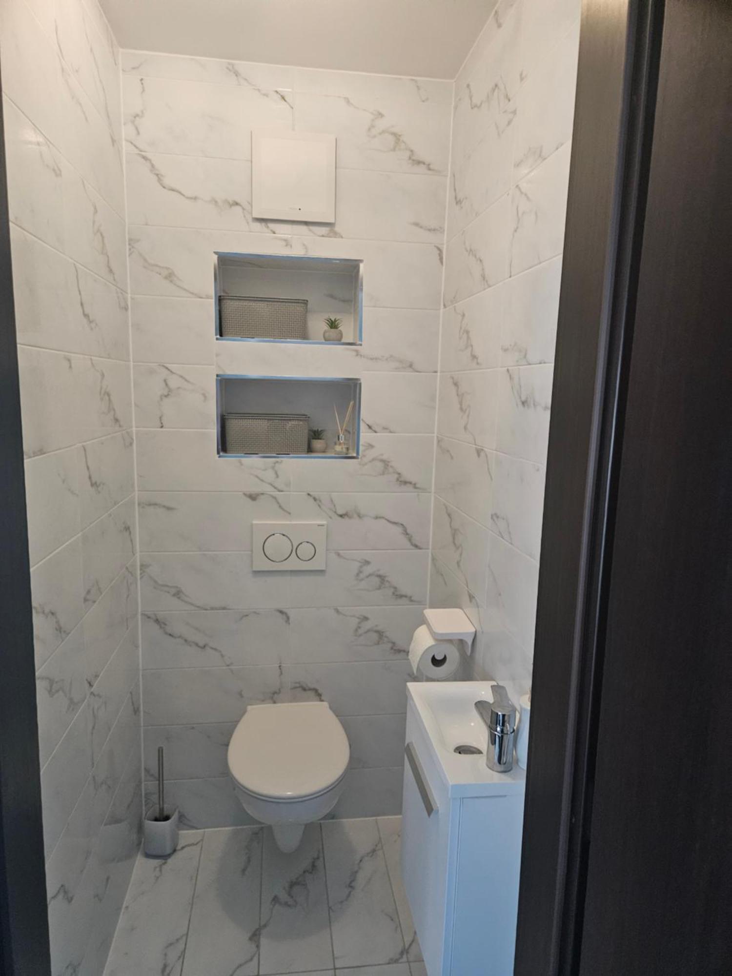 Hellowine Apartman Eger Eksteriør bilde